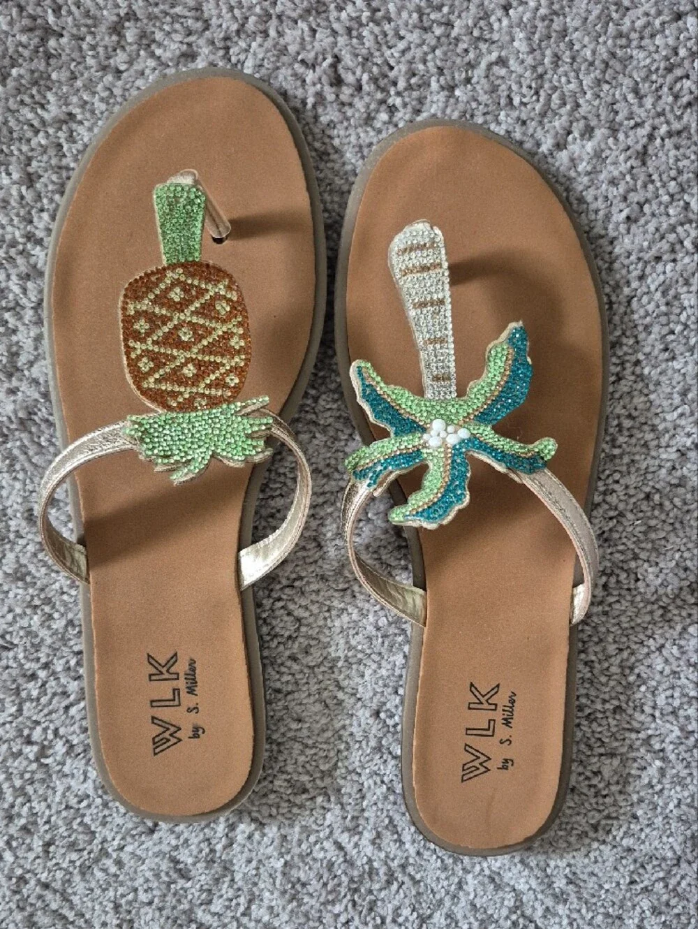 Gold Bling Sandals with Green Palm & Pineapple Embellishments Nwot